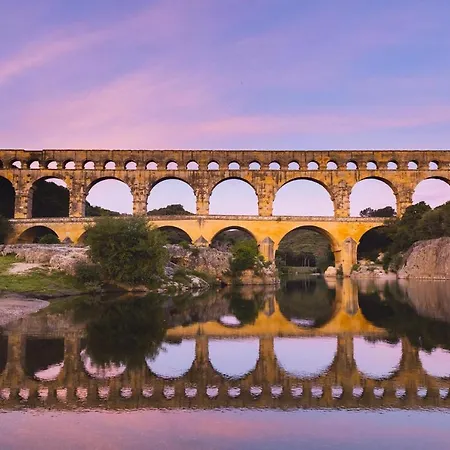 Evasion En Pleine Nature, Tipi Insolite Et Jacuzzi Au Pont Du Gard ! Vers-Pont-du-Gard Buitenkant foto