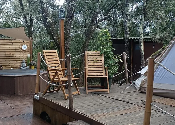 Evasion En Pleine Nature, Tipi Insolite Et Jacuzzi Au Pont Du Gard !